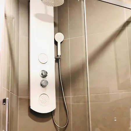 Holiday home Cheerful Coast By Deihu Experiences